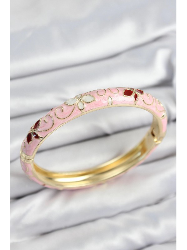 Kadın Mineli Pirinç Pembe Çiçek Motifli Gold Kelepçe… Kadın Mineli Pirinç Pembe Çiçek Motifli Gold Kelepçe…