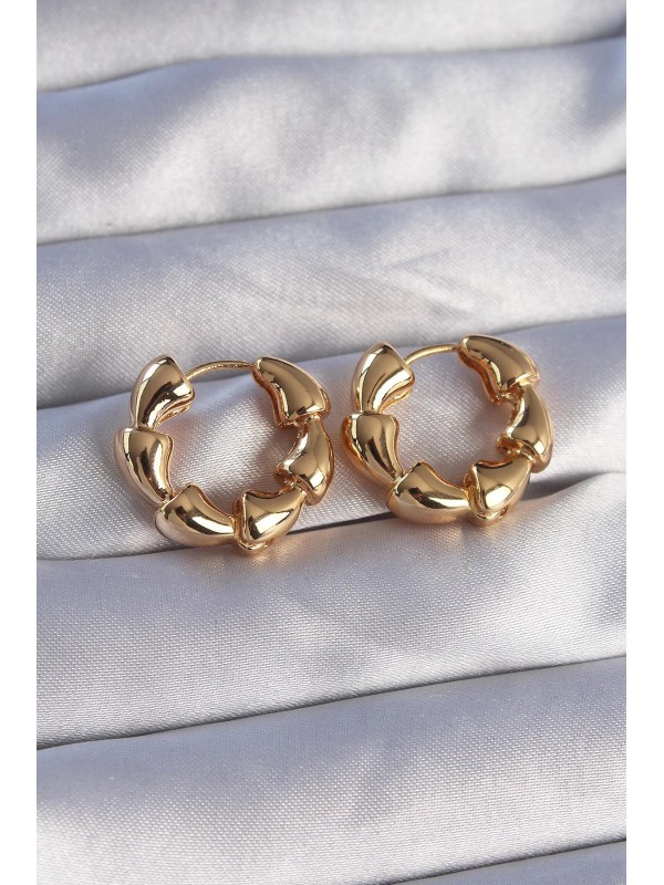 Küpe Pirinç Gold Renk Damla Kıvrım Tasarımlı Halka&hellip;