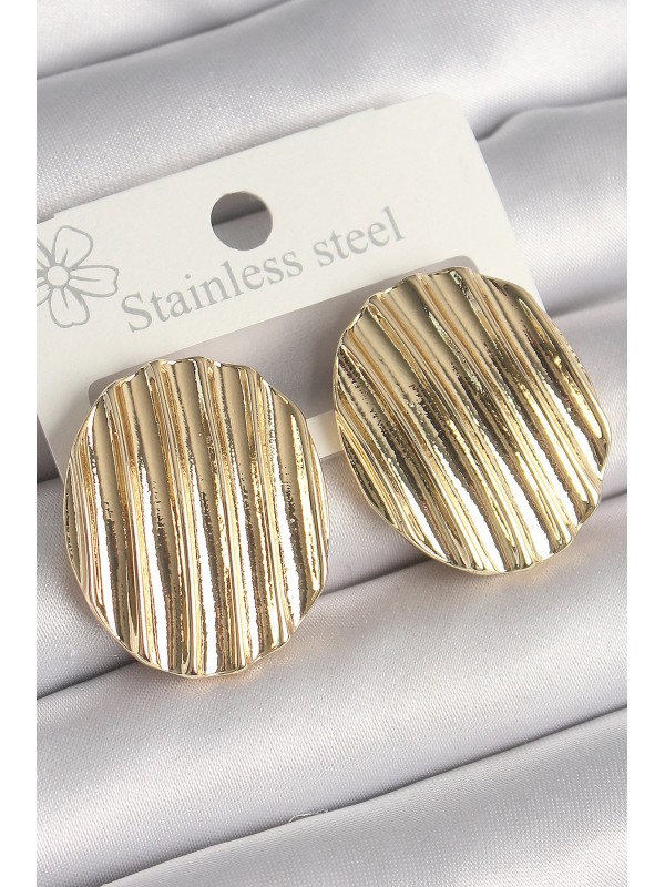 Kadın Küpe Pirinç Gold Renk İşlemeli Daire Plaka… Kadın Küpe Pirinç Gold Renk İşlemeli Daire Plaka…
